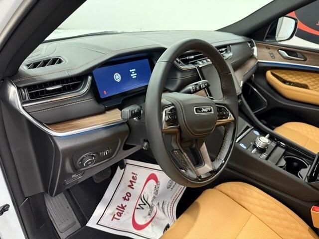 new 2025 Jeep Grand Cherokee car