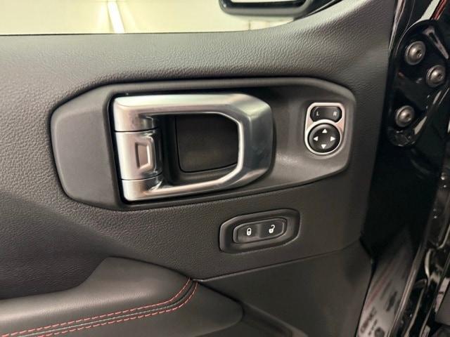 new 2025 Jeep Wrangler car, priced at $59,305