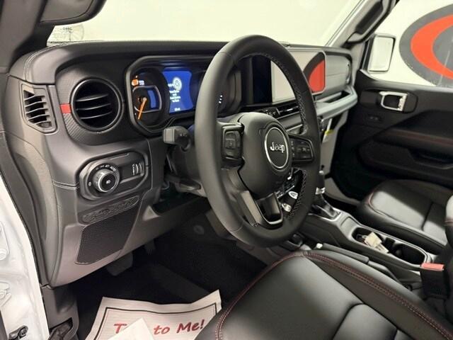 new 2025 Jeep Wrangler car, priced at $53,557