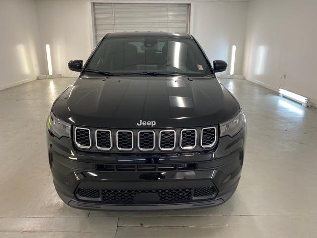 new 2025 Jeep Compass car, priced at $28,090