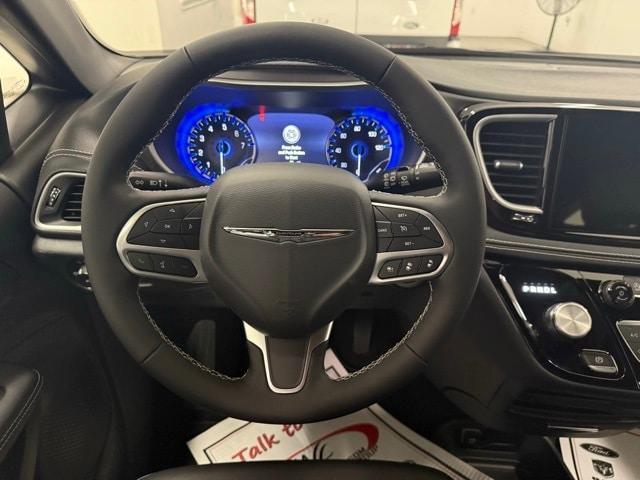 new 2026 Chrysler Pacifica car