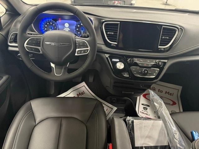 new 2026 Chrysler Pacifica car