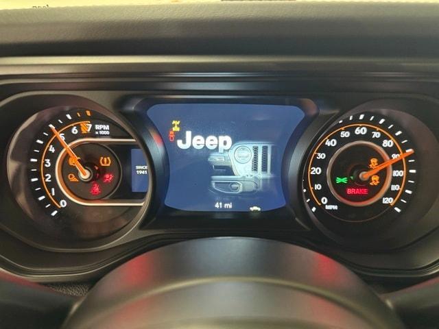 new 2025 Jeep Gladiator car, priced at $54,244