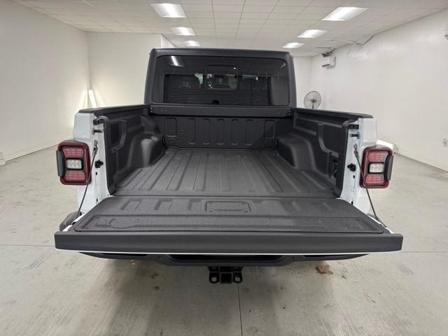 new 2025 Jeep Gladiator car, priced at $54,244