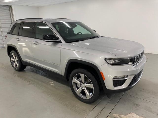 new 2025 Jeep Grand Cherokee car, priced at $53,355