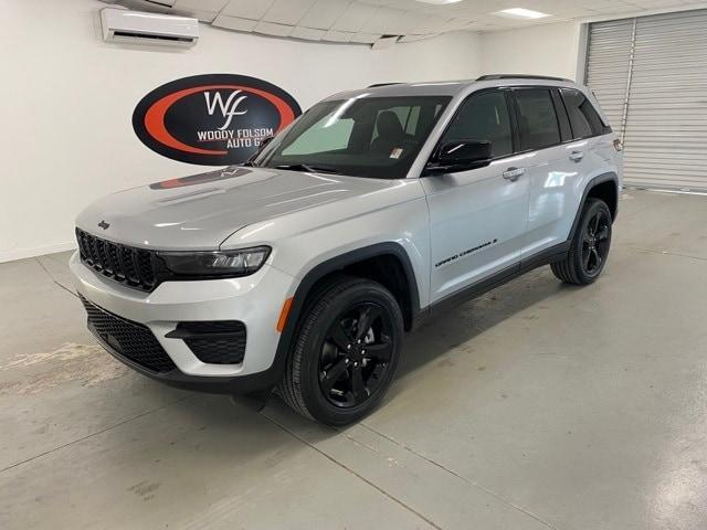 new 2025 Jeep Grand Cherokee car, priced at $43,675