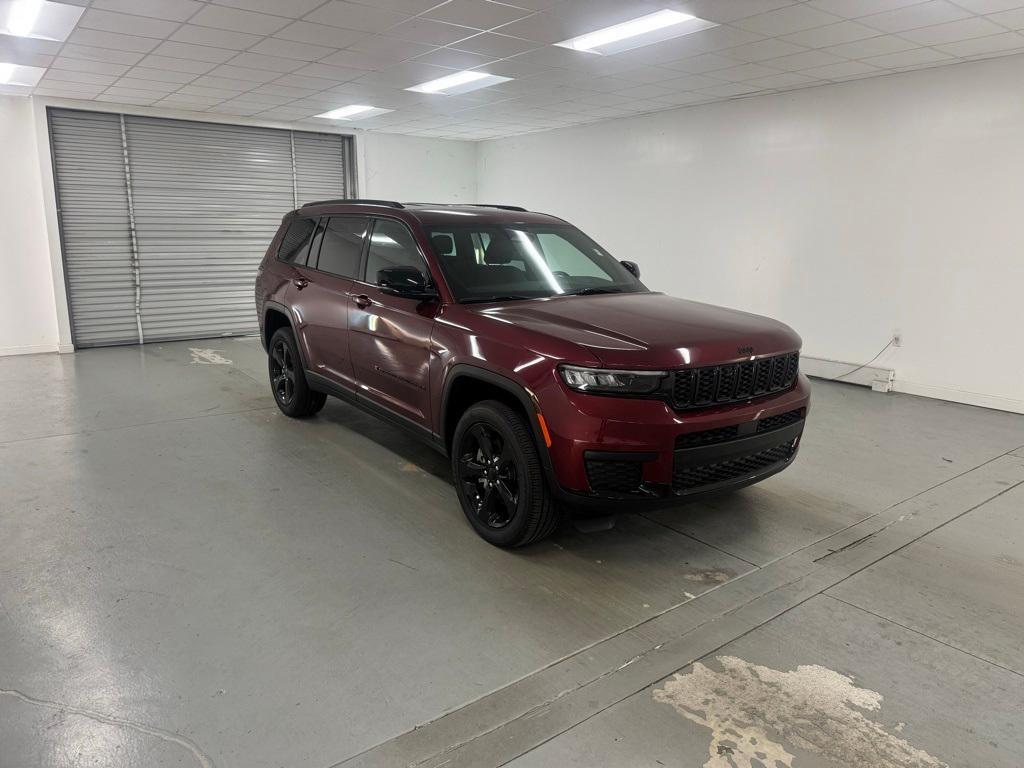 new 2025 Jeep Grand Cherokee L car, priced at $43,359