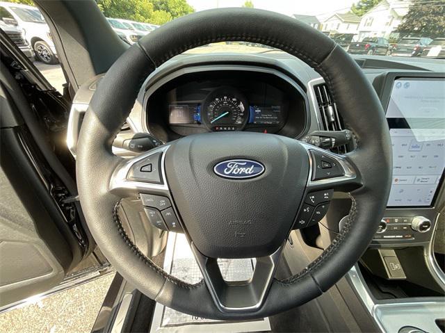 used 2024 Ford Edge car, priced at $39,999