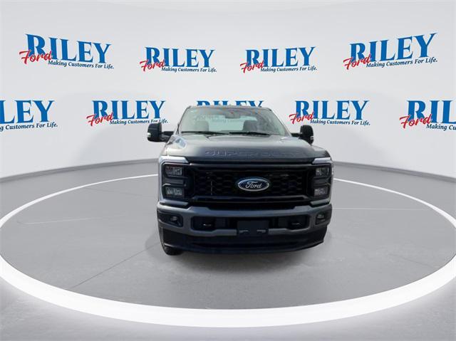 new 2024 Ford F-350 car, priced at $55,055