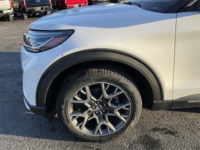 new 2025 Ford Explorer car, priced at $59,955