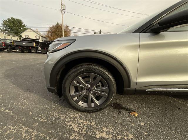 new 2025 Ford Explorer car, priced at $47,265