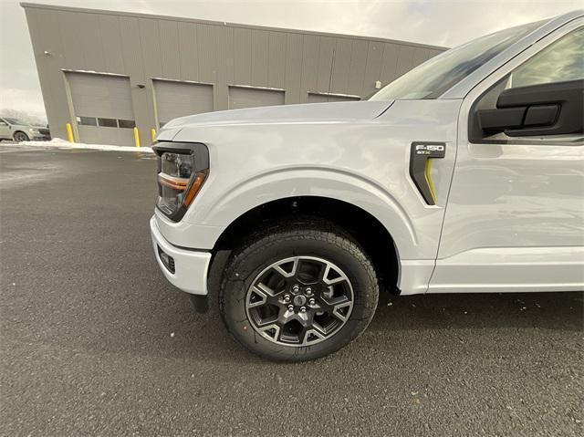 new 2025 Ford F-150 car, priced at $51,660