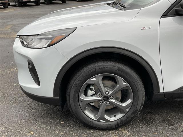 new 2025 Ford Escape car, priced at $33,525