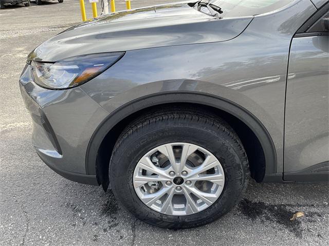 new 2025 Ford Escape car, priced at $31,390