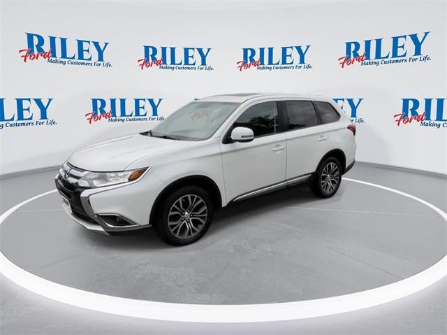 used 2017 Mitsubishi Outlander car, priced at $13,999