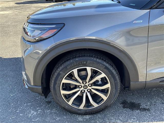 new 2025 Ford Explorer car, priced at $47,110