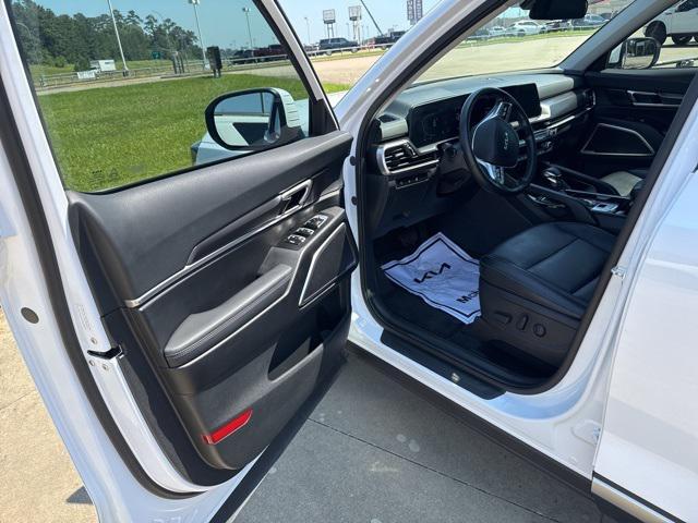 used 2024 Kia Telluride car, priced at $34,977