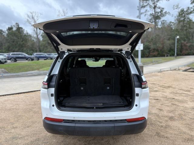 used 2023 Jeep Grand Cherokee L car, priced at $30,979