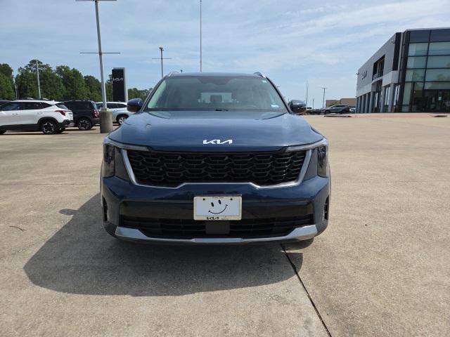 used 2025 Kia Sorento car, priced at $32,977