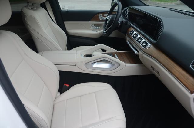 used 2025 Mercedes-Benz GLE 450 car, priced at $65,990