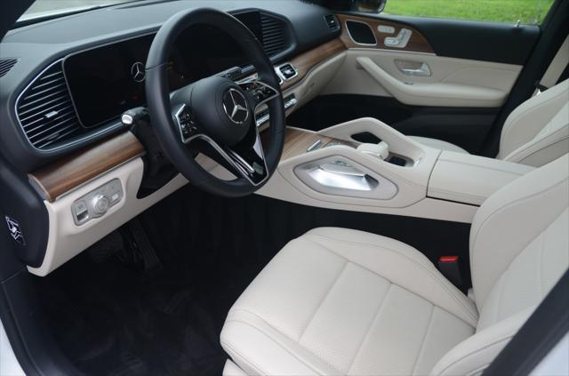 used 2025 Mercedes-Benz GLE 450 car, priced at $65,990