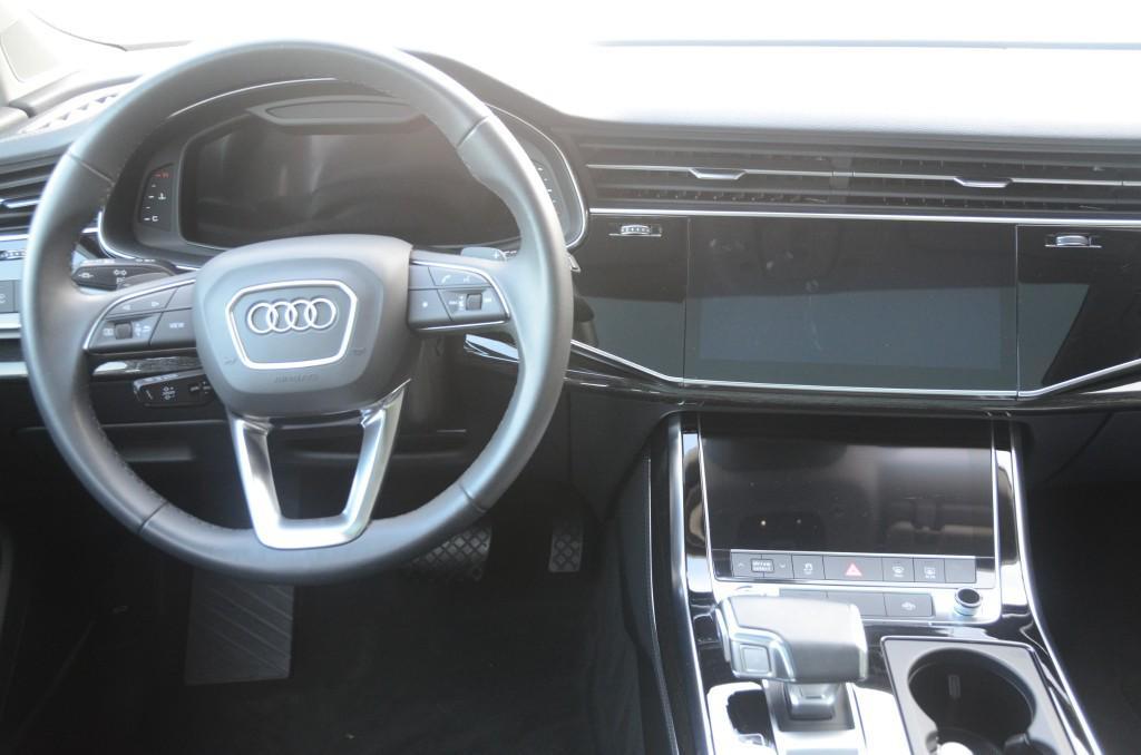 used 2024 Audi Q7 car, priced at $41,990