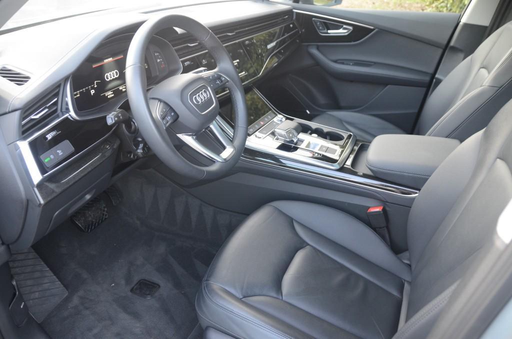 used 2024 Audi Q7 car, priced at $41,990