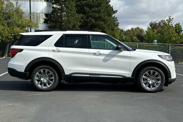 new 2025 Ford Explorer car, priced at $48,620