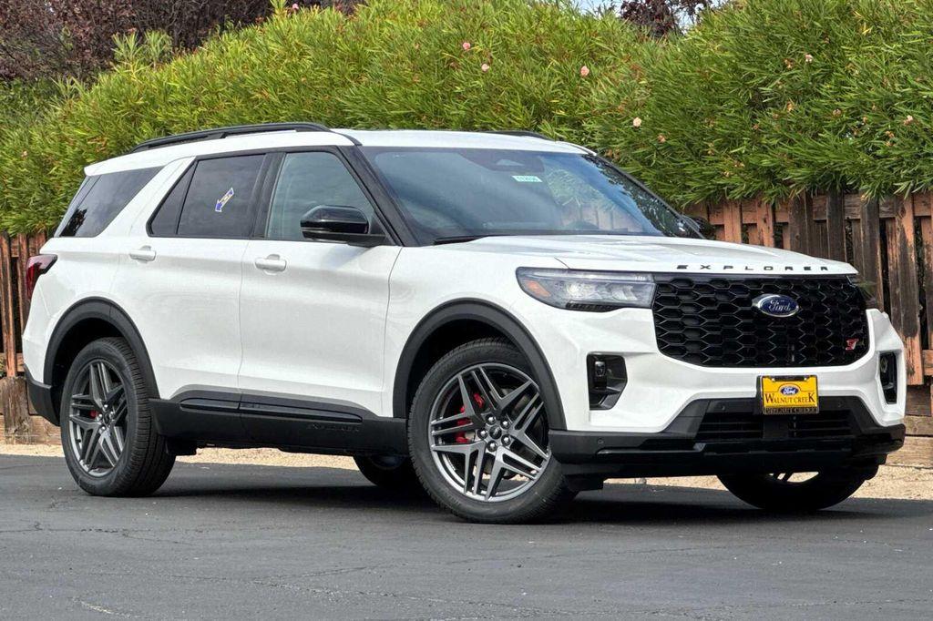 new 2025 Ford Explorer car, priced at $62,655