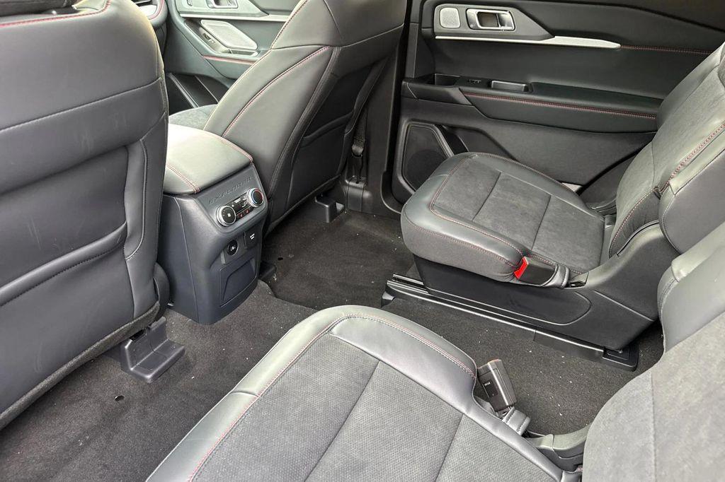 new 2025 Ford Explorer car, priced at $62,655