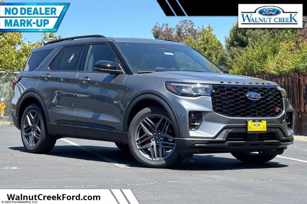 new 2025 Ford Explorer car, priced at $59,660