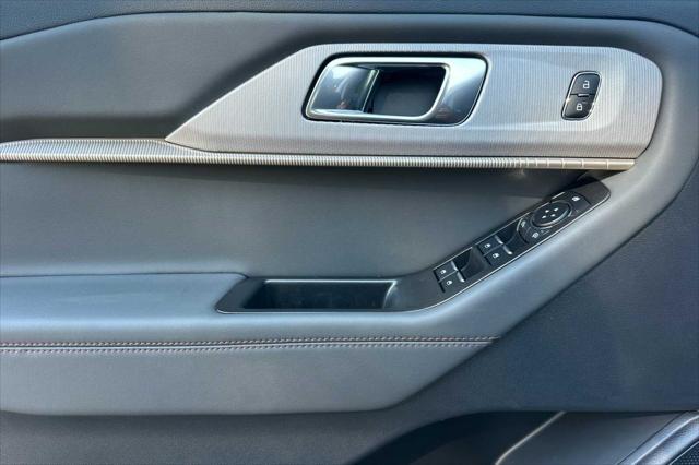 new 2025 Ford Explorer car, priced at $49,855
