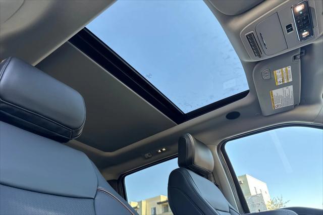 new 2025 Ford F-250 car, priced at $91,810
