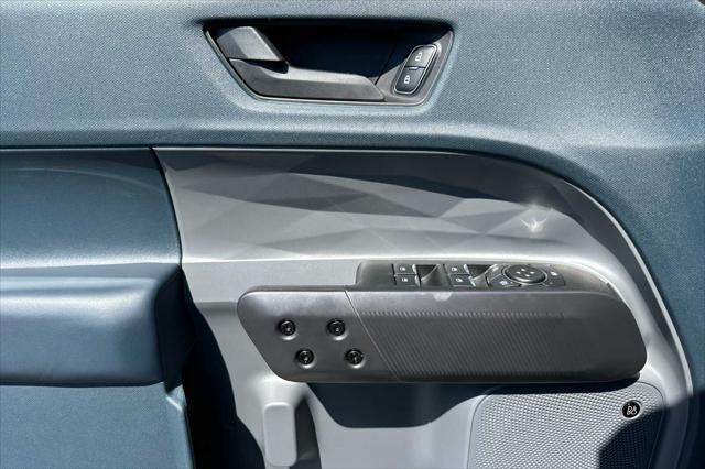 new 2025 Ford Maverick car, priced at $40,570