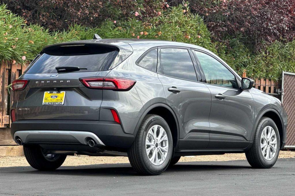 new 2025 Ford Escape car, priced at $31,505