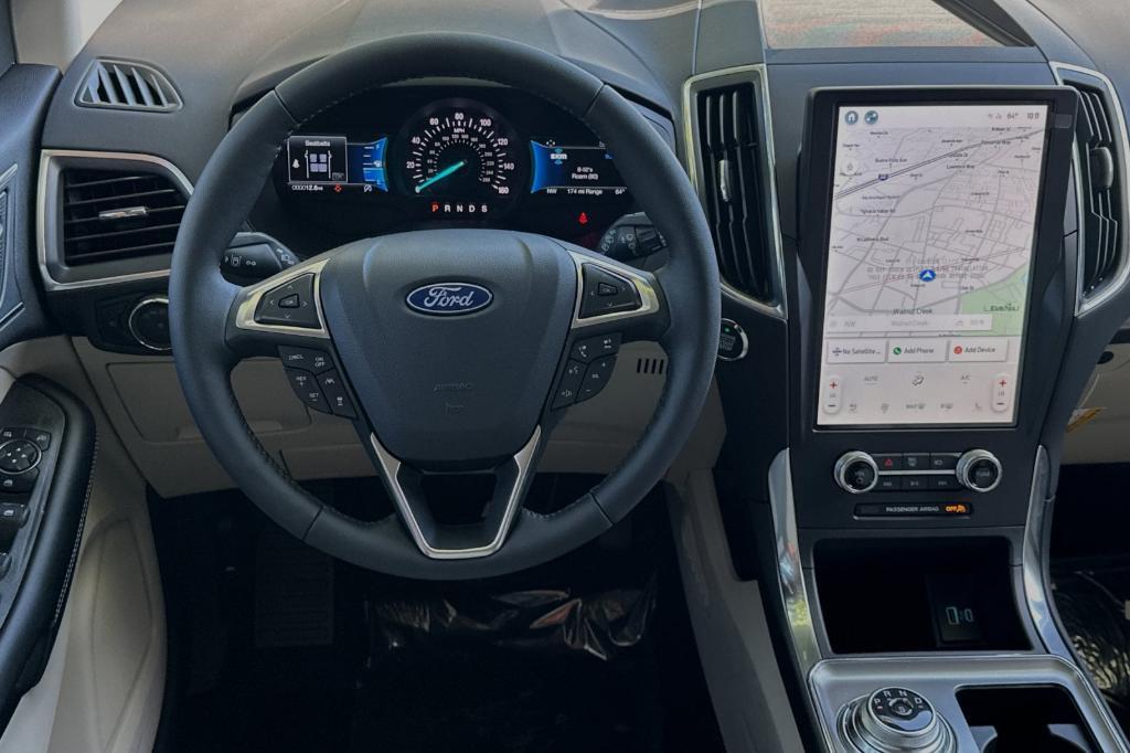 new 2024 Ford Edge car, priced at $49,555