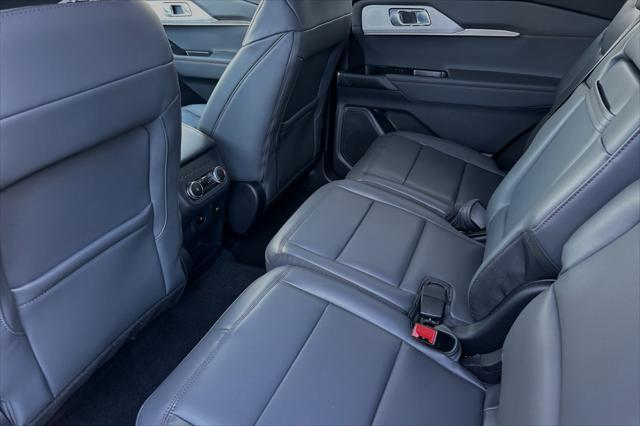new 2025 Ford Explorer car, priced at $41,621