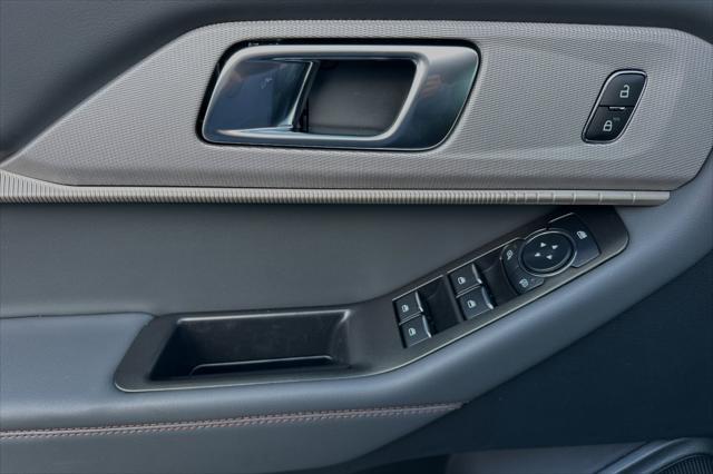 new 2025 Ford Explorer car, priced at $41,621
