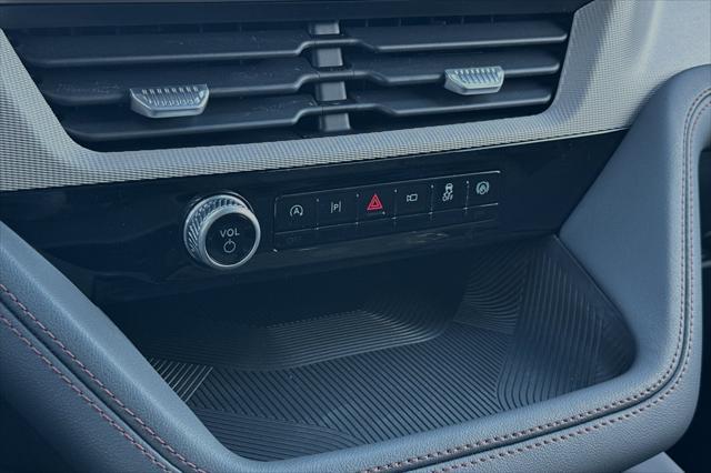 new 2025 Ford Explorer car, priced at $41,621