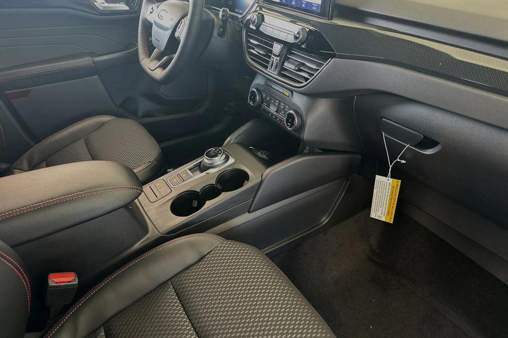 new 2024 Ford Escape car, priced at $33,980