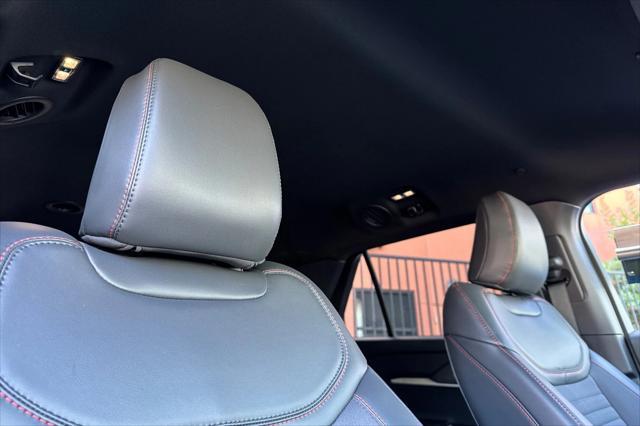 new 2025 Ford Explorer car, priced at $48,590