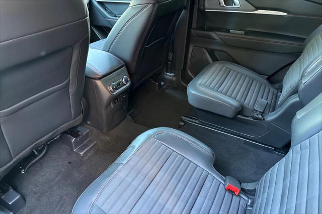 new 2025 Ford Explorer car, priced at $48,590