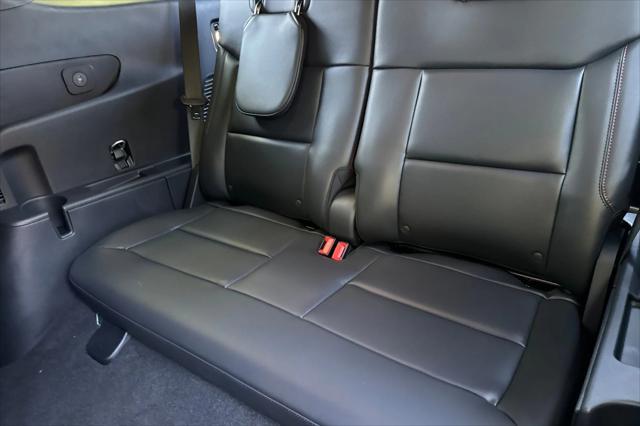 new 2025 Ford Explorer car, priced at $61,230