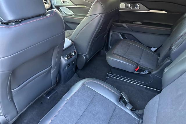 new 2025 Ford Explorer car, priced at $61,230
