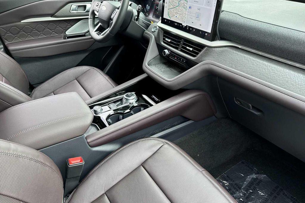 new 2025 Ford Explorer car, priced at $61,345