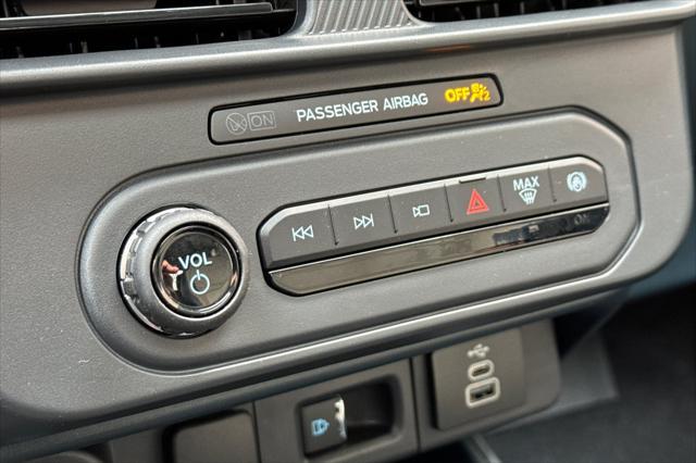 new 2025 Ford Maverick car, priced at $39,270