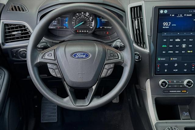 new 2024 Ford Edge car, priced at $37,061