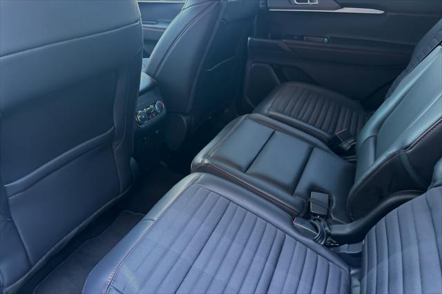 new 2025 Ford Explorer car, priced at $49,645