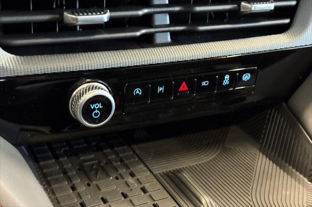 new 2025 Ford Explorer car, priced at $61,230