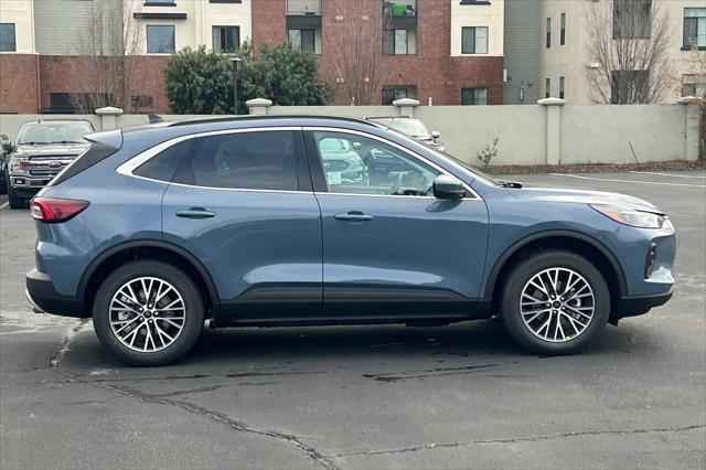 new 2025 Ford Escape car, priced at $44,425